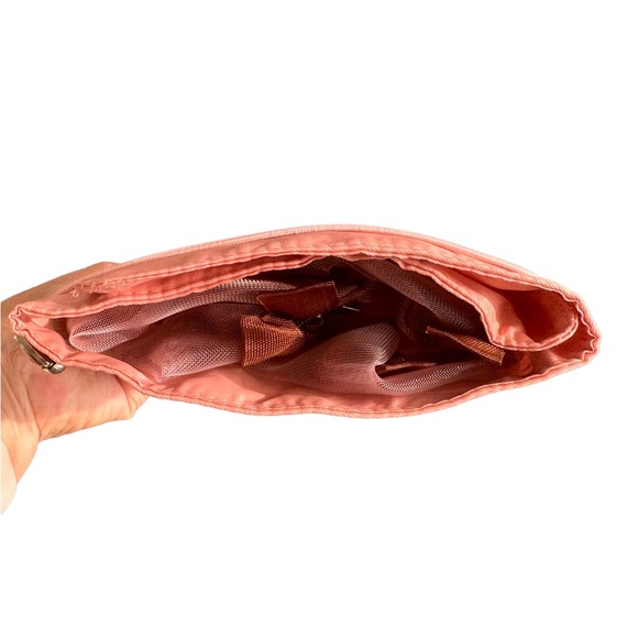 Travel Mesh 4 Removable Compartments Cosmetic Toiletry Bag - Picture 5 of 7